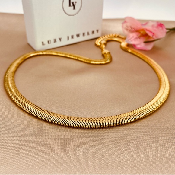 Mega Herringbone 18K Gold -Titanium Steel Necklace - Picture 6 of 14